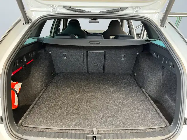 Skoda Octavia view 14