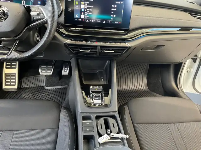 Skoda Octavia view 9