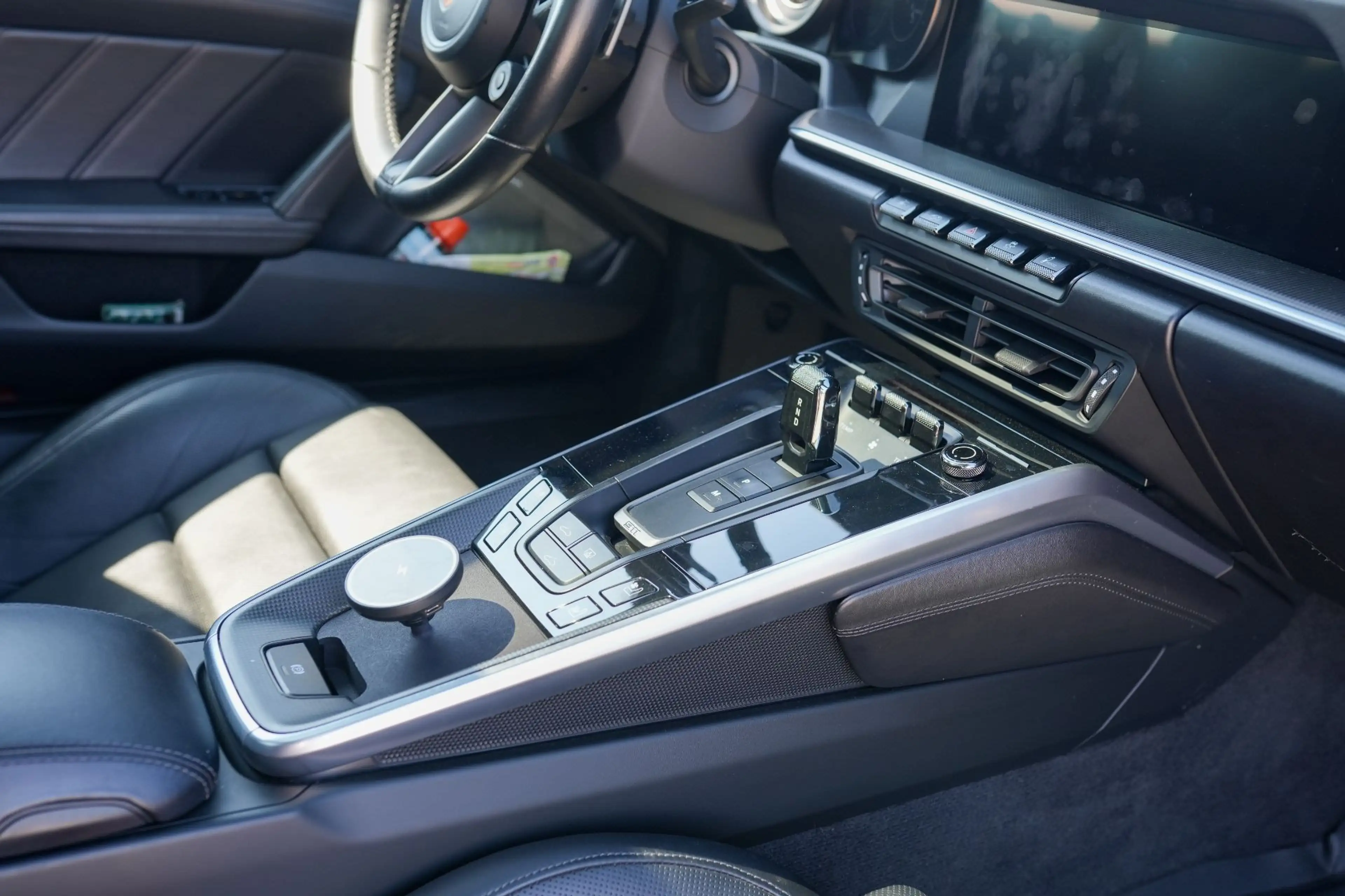 Porsche 992 911 Turbo S Coupe - Aerokit - Approved — photo 23