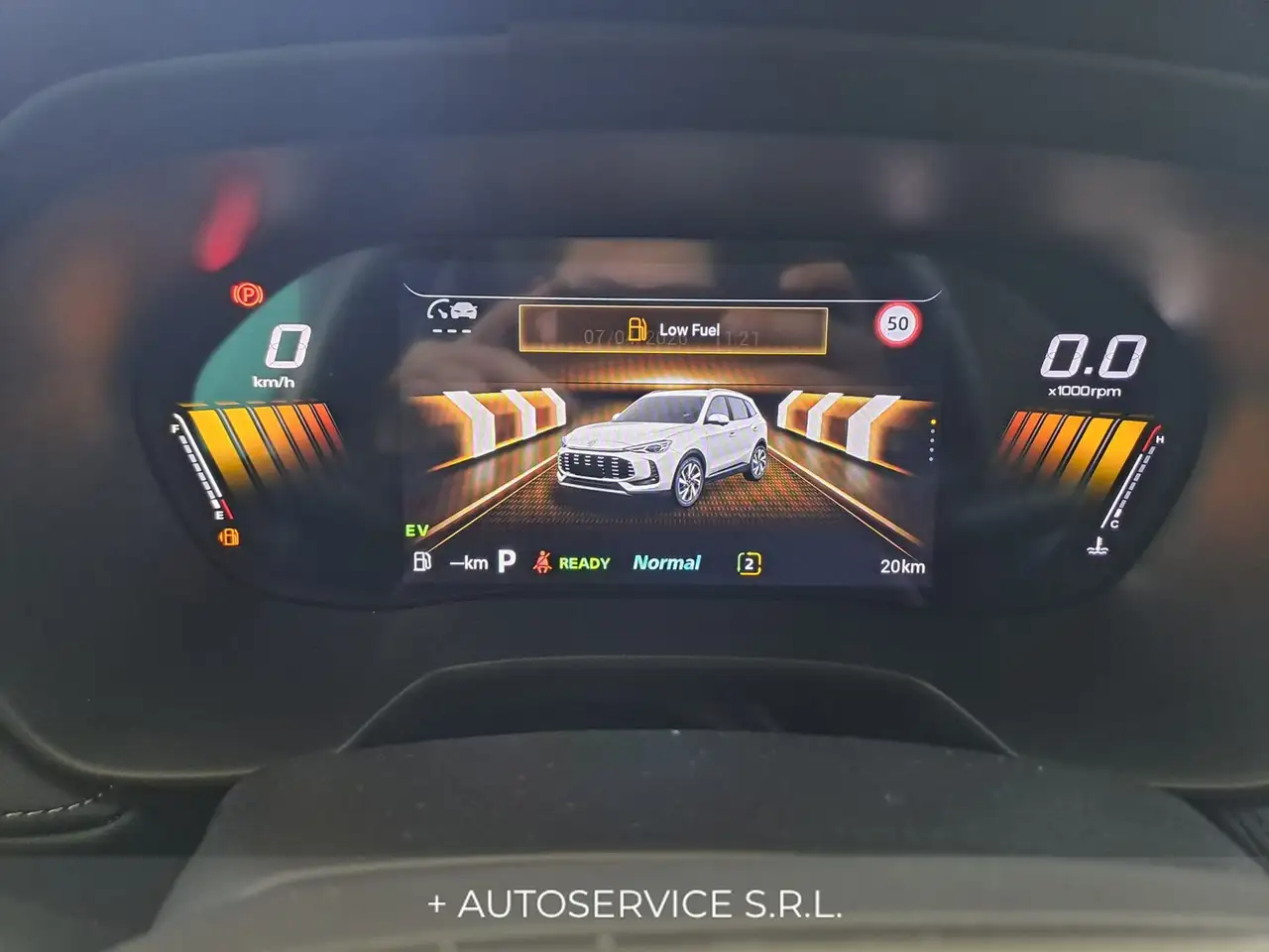 MG ZS 1.5 Hybrid+ Luxury 10