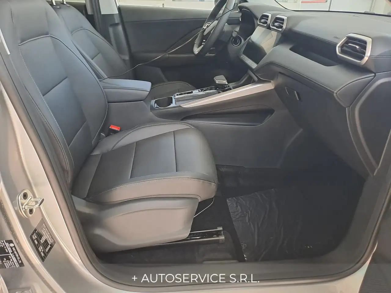 MG ZS 1.5 Hybrid+ Luxury 22
