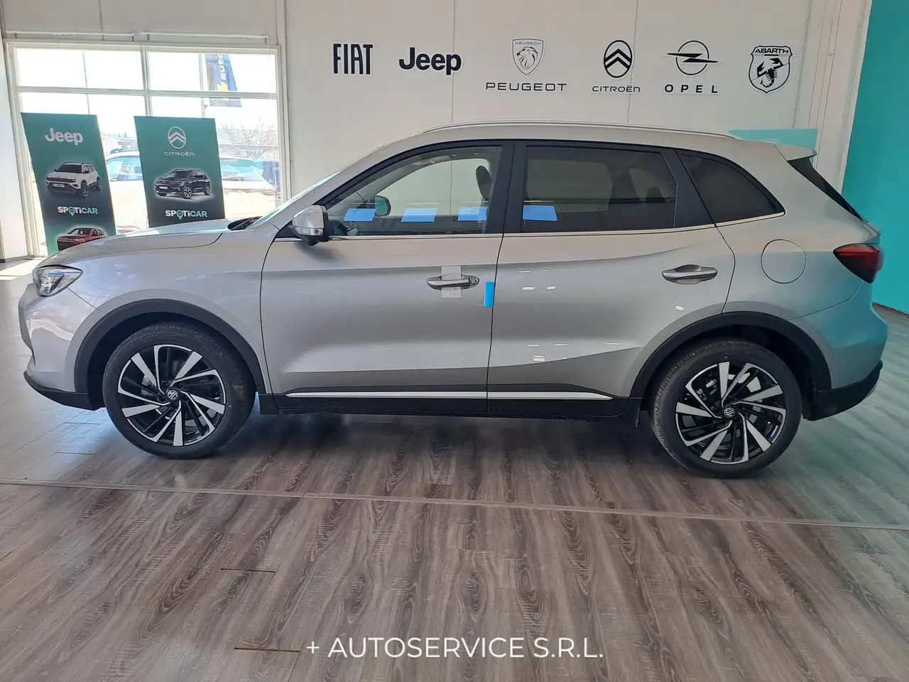 MG ZS 1.5 Hybrid+ Luxury 26