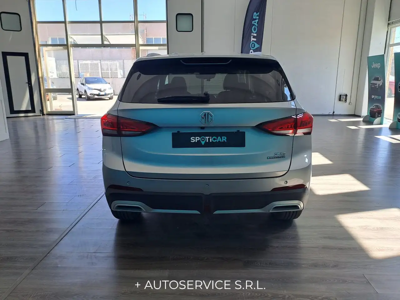MG ZS 1.5 Hybrid+ Luxury 5