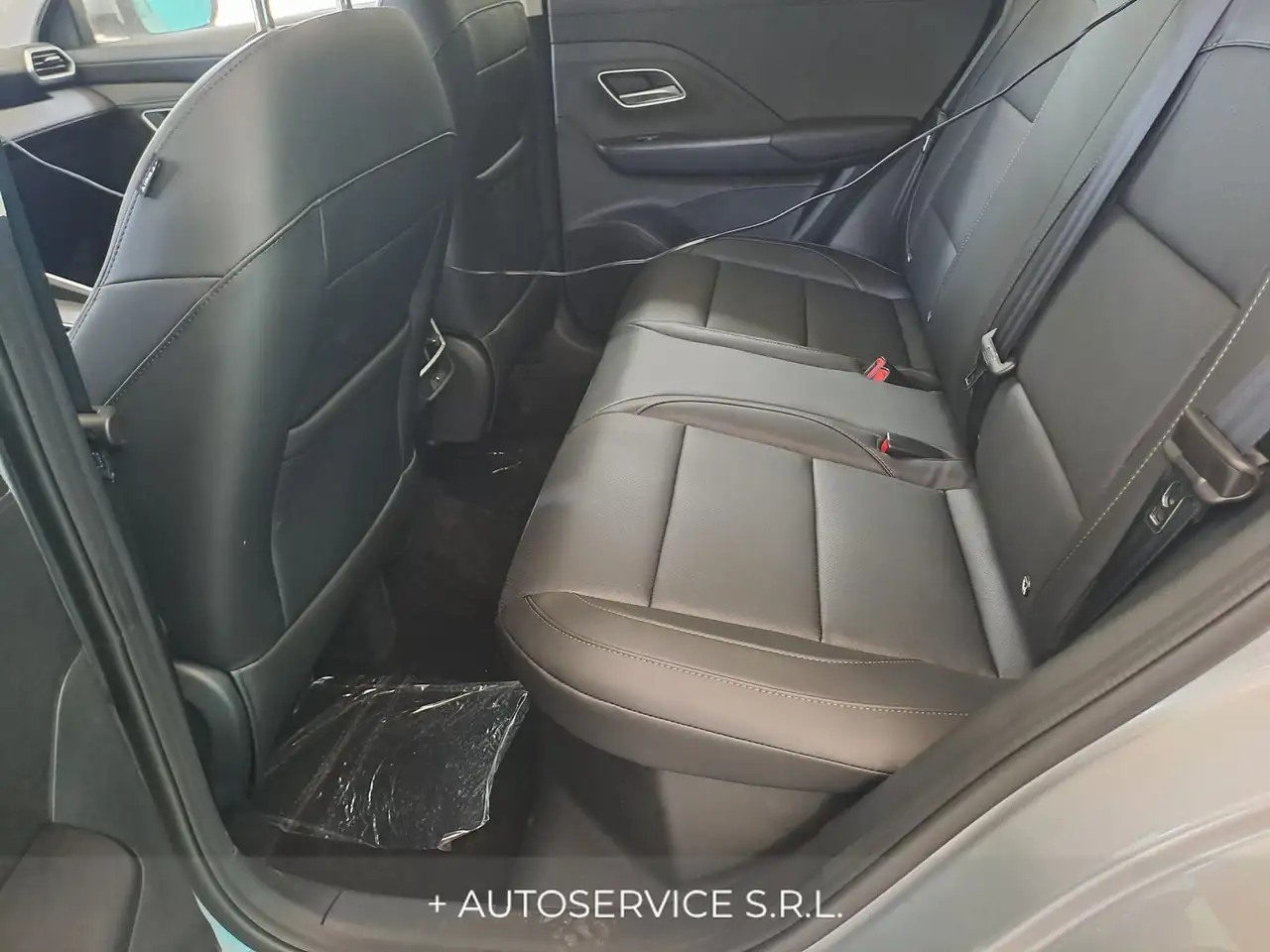 MG ZS 1.5 Hybrid+ Luxury 12