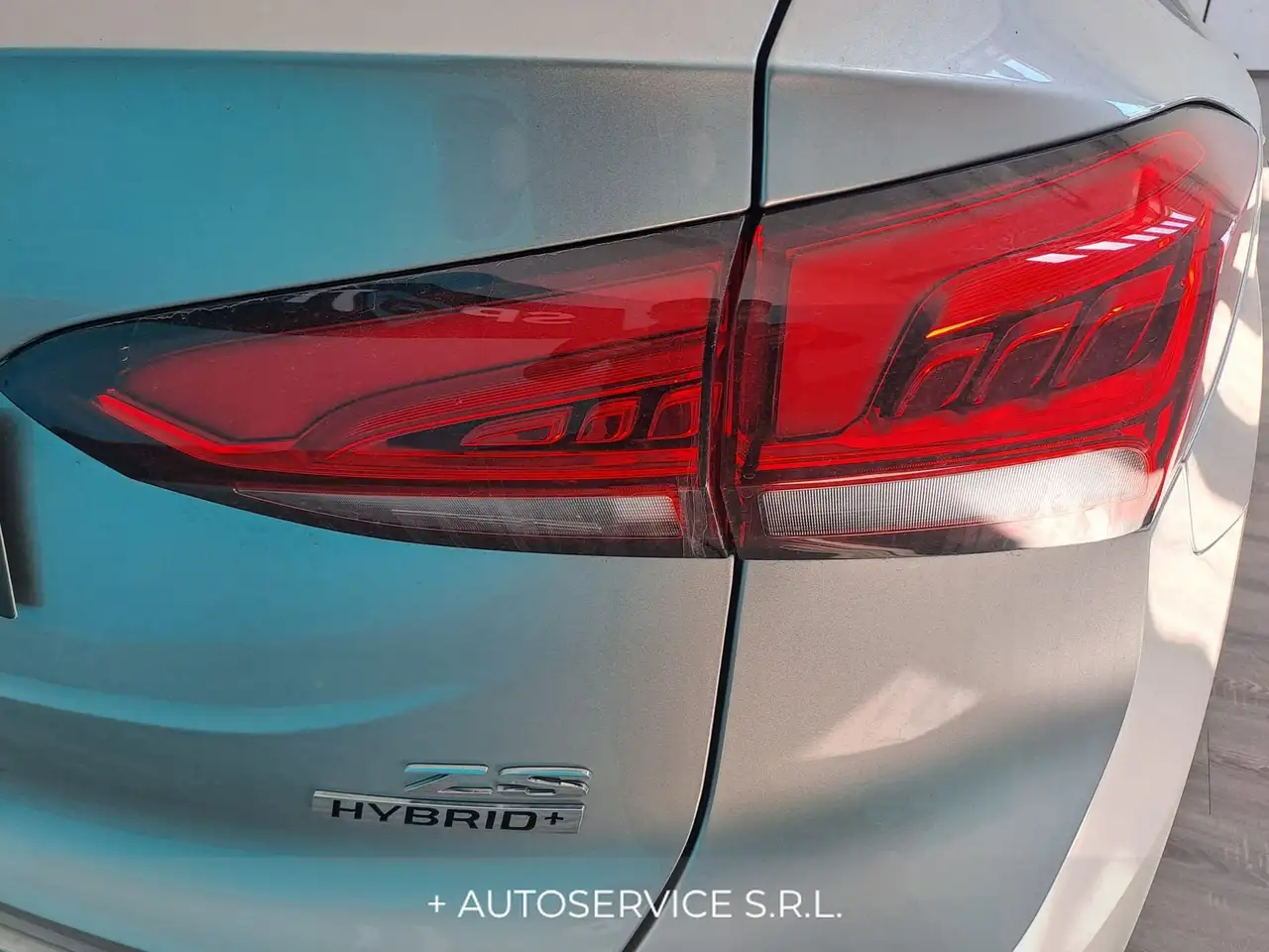 MG ZS 1.5 Hybrid+ Luxury 17