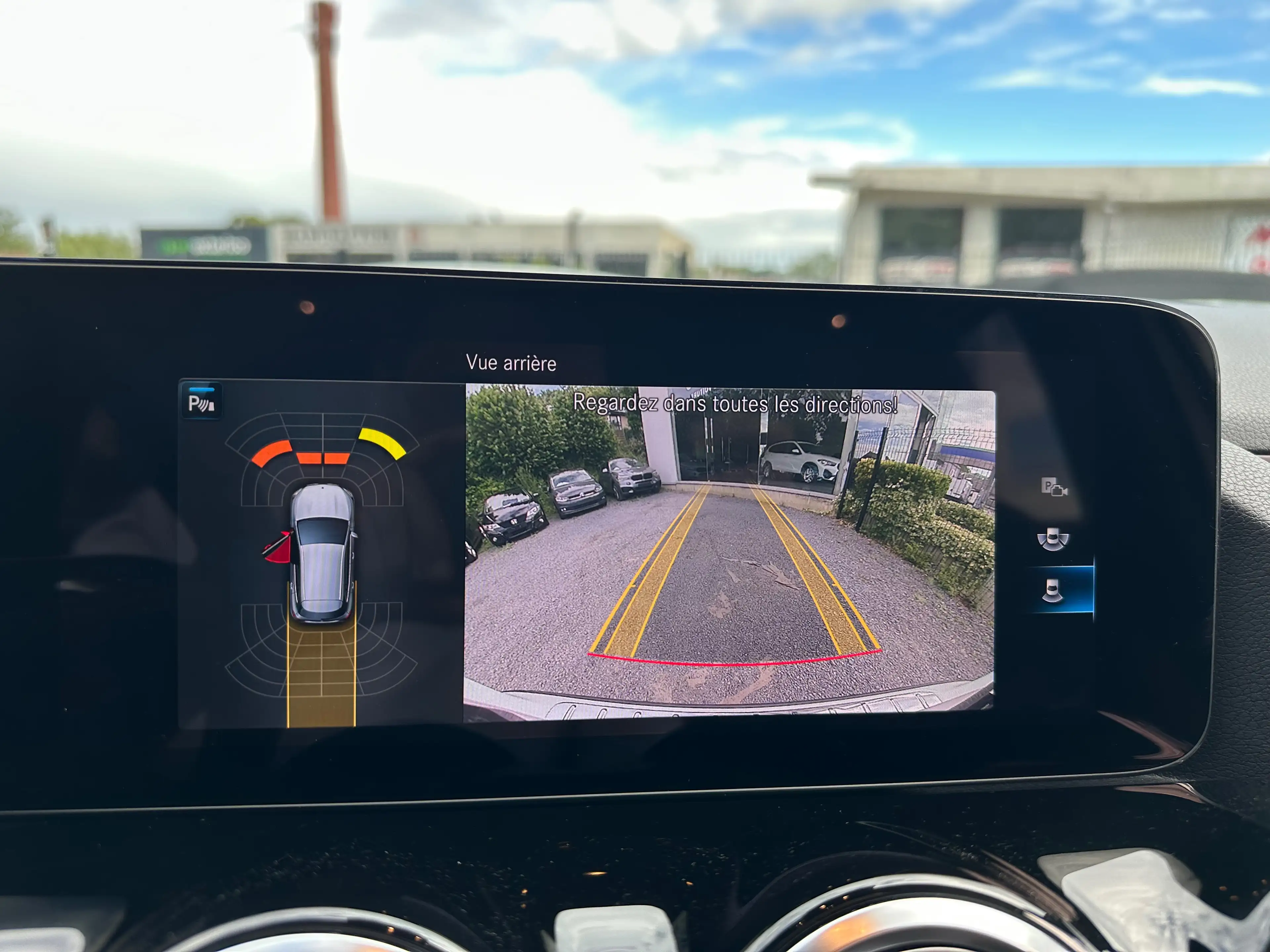 Mercedes-Benz GLA 180 2.0*PACK AMG*AMBIENT LIGHT*SIEG CHAUFF*CAM*GARANTIE — photo 10