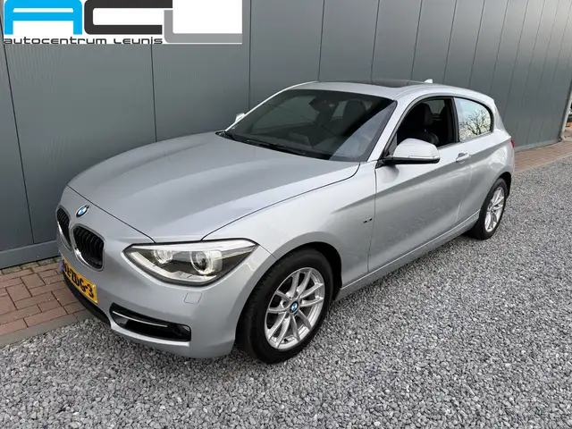 BMW 114 1-serie 114i Executive Business+ 3-drs