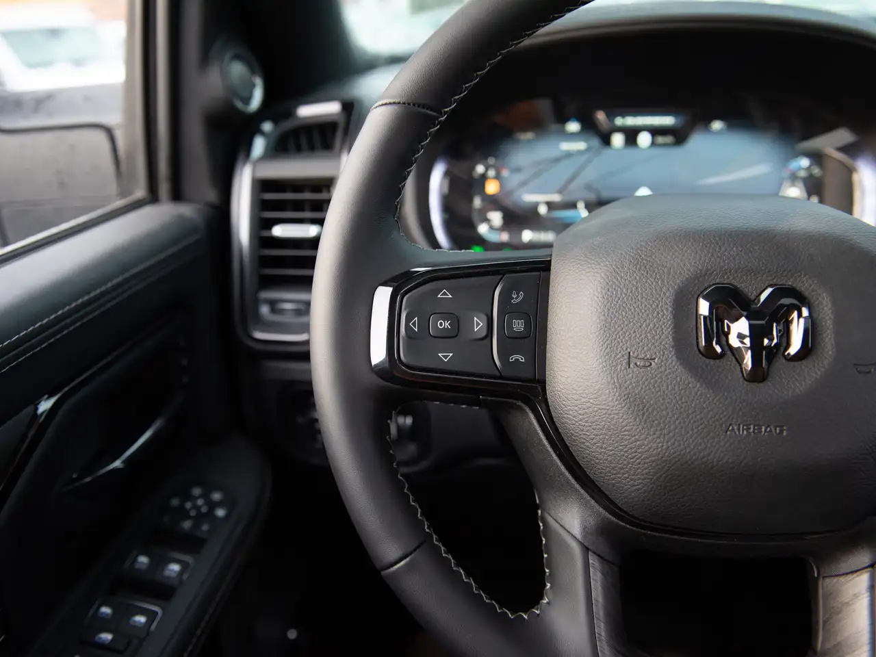 RAM 3500 снимка RAM 3500