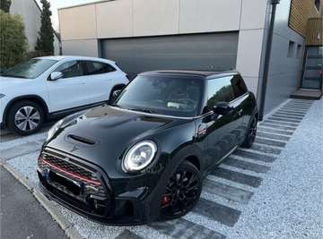 3p 2.0 JCW Essential auto
