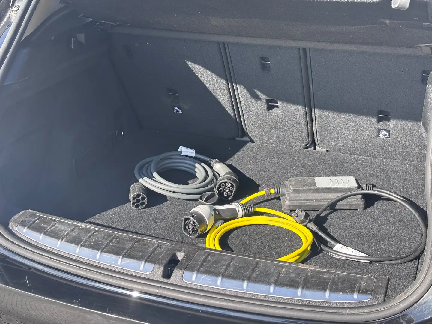 BMW X2 X2 xDrive25e Advantage Plus Schwarz - 2