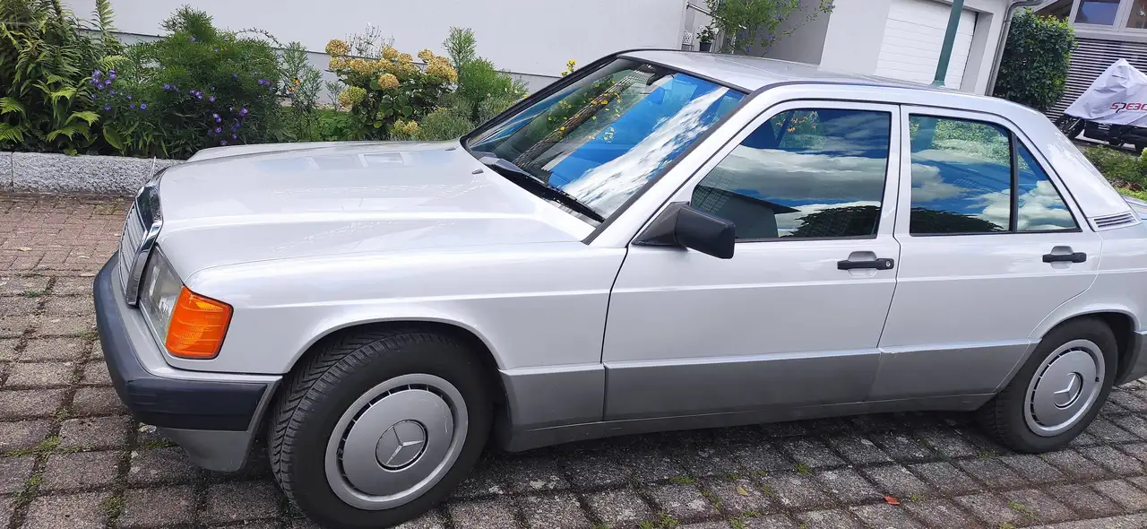 Mercedes-Benz 190, foto 9