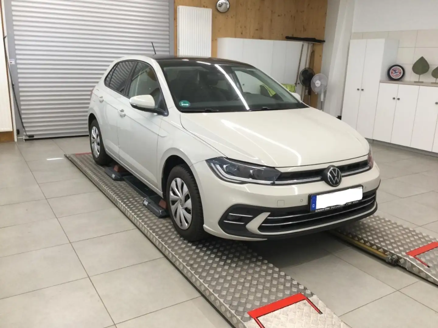 Volkswagen Polo 1.0 STYLE IQ.DRIVE PANNO SHZ R.CAM NAVI ACC El. Pa Grau - 2