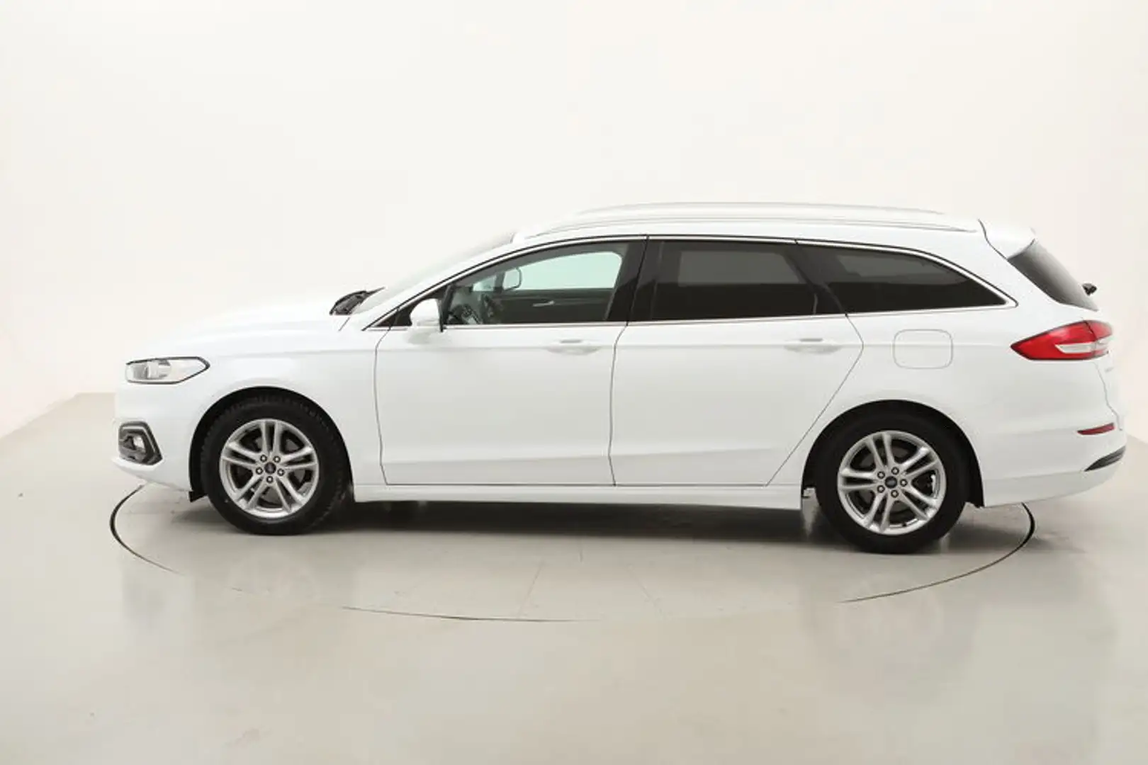 Ford Mondeo SW Titanium Business 2.0 Diesel 150CV Bílá - 2