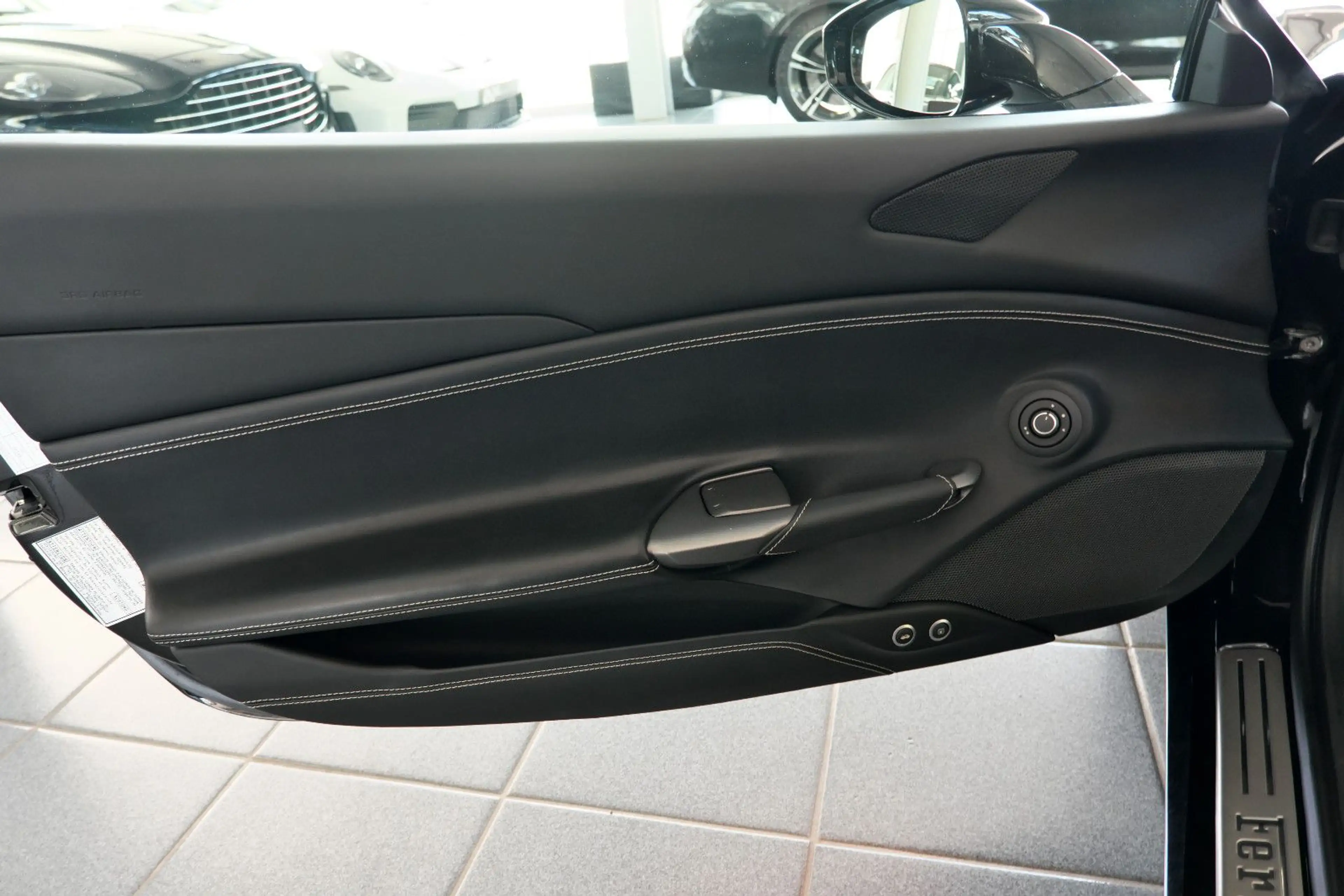 Ferrari 488 Liftsystem FerrariPowerGarantie 04.2027 — photo 11