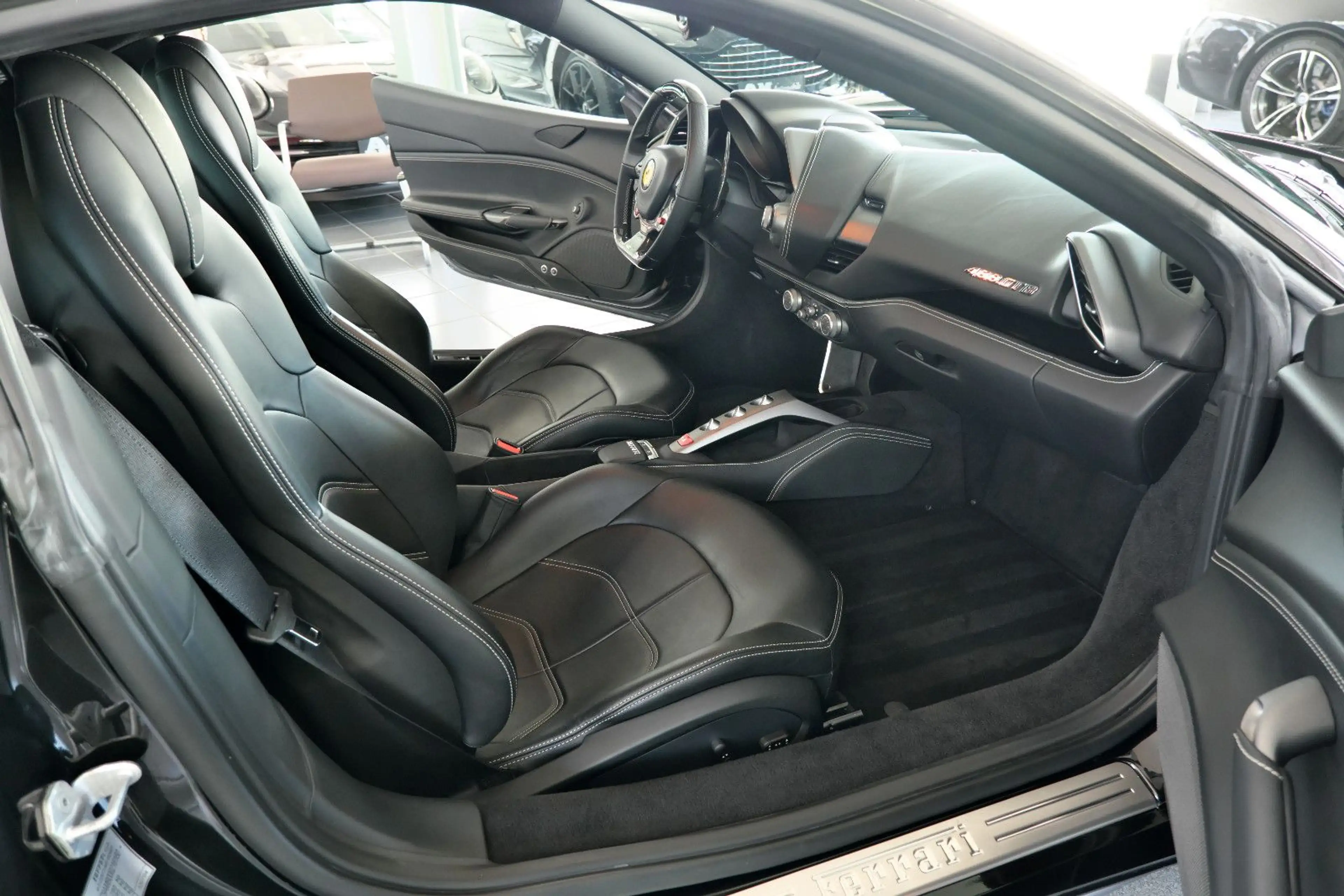 Ferrari 488 Liftsystem FerrariPowerGarantie 04.2027 — photo 12