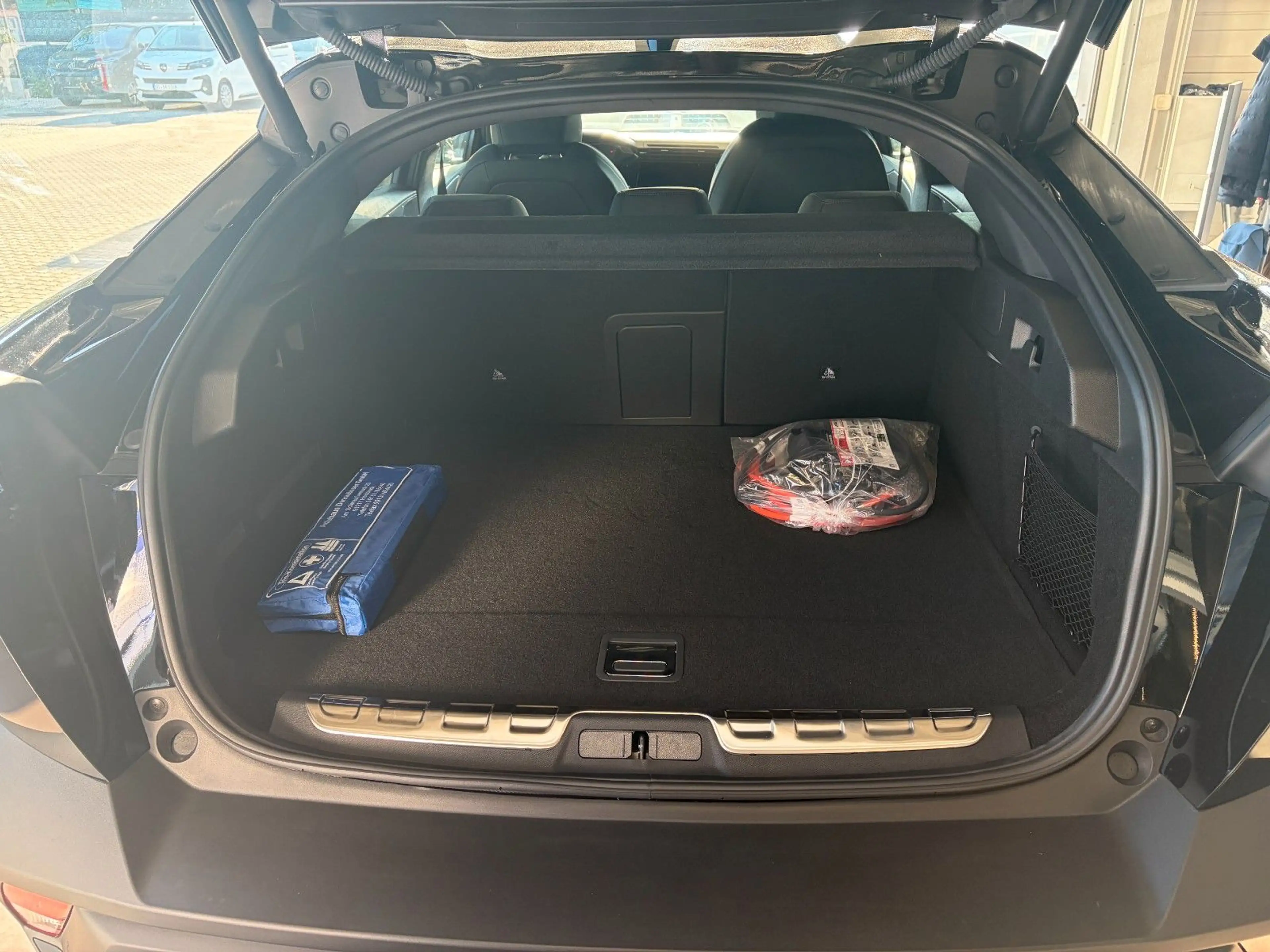 Peugeot 408 Plug-In Hybrid 240 GT Exclusive *Gewerbe* — photo 15