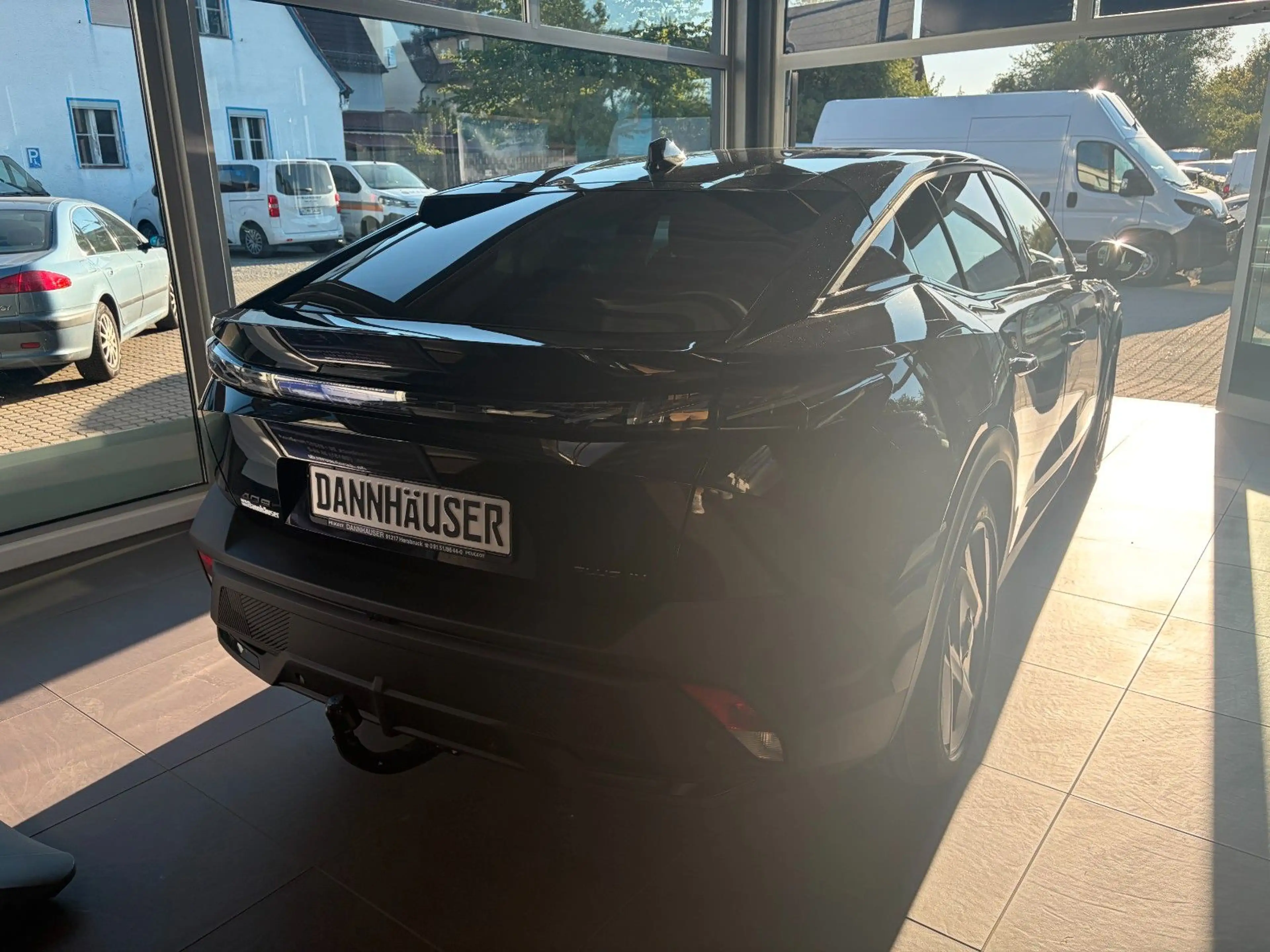 Peugeot 408 Plug-In Hybrid 240 GT Exclusive *Gewerbe* — photo 6