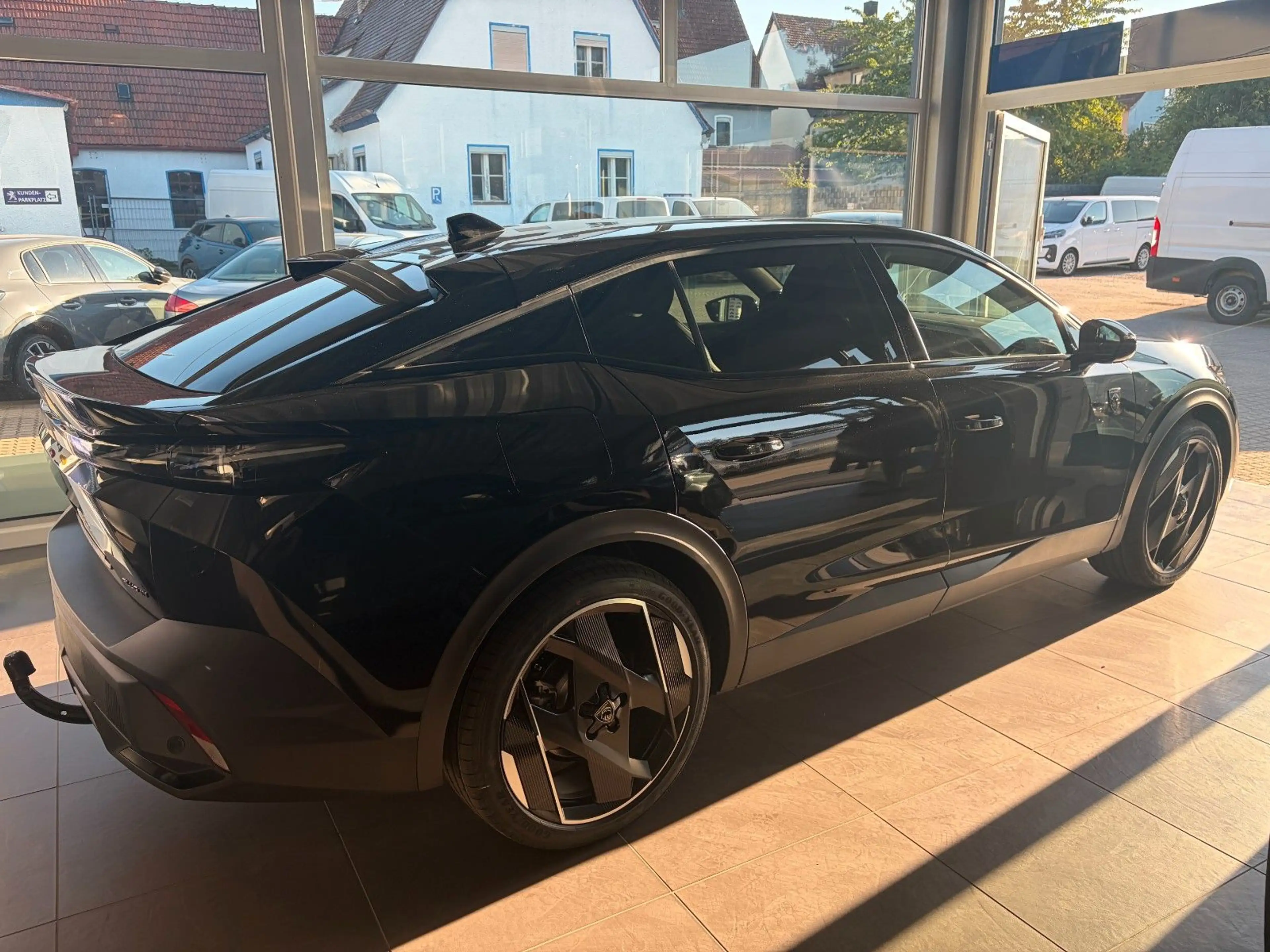 Peugeot 408 Plug-In Hybrid 240 GT Exclusive *Gewerbe* — photo 8