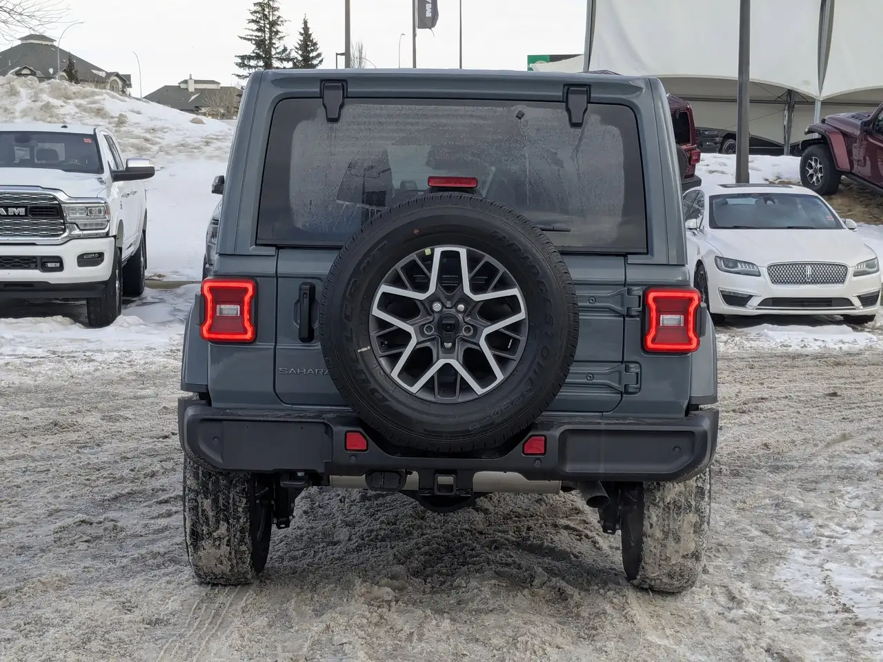 Jeep Wrangler снимка Jeep Wrangler