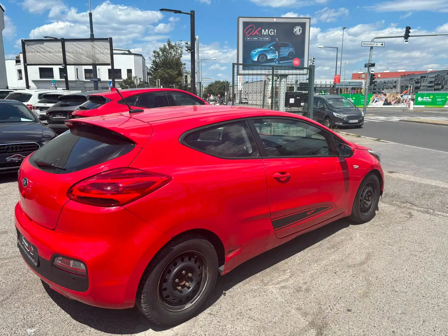 Kia ProCeed / pro_cee'd 1,4 MPI CVVT Cool ÖsterreichPaket Kamera Navi Rot - 2