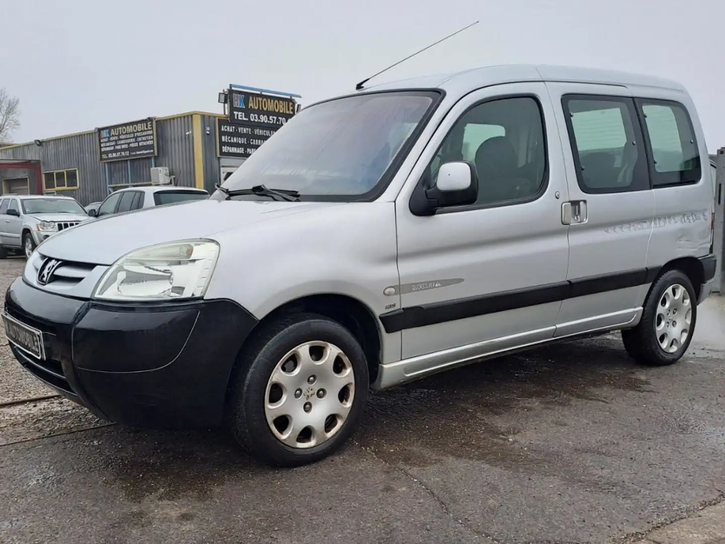 Peugeot Partner 1.6 hdi Quicksilver Gris - 1