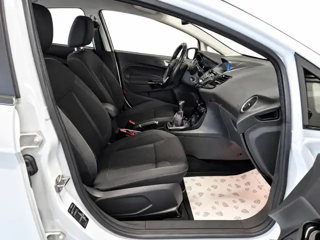Ford Fiesta view 4