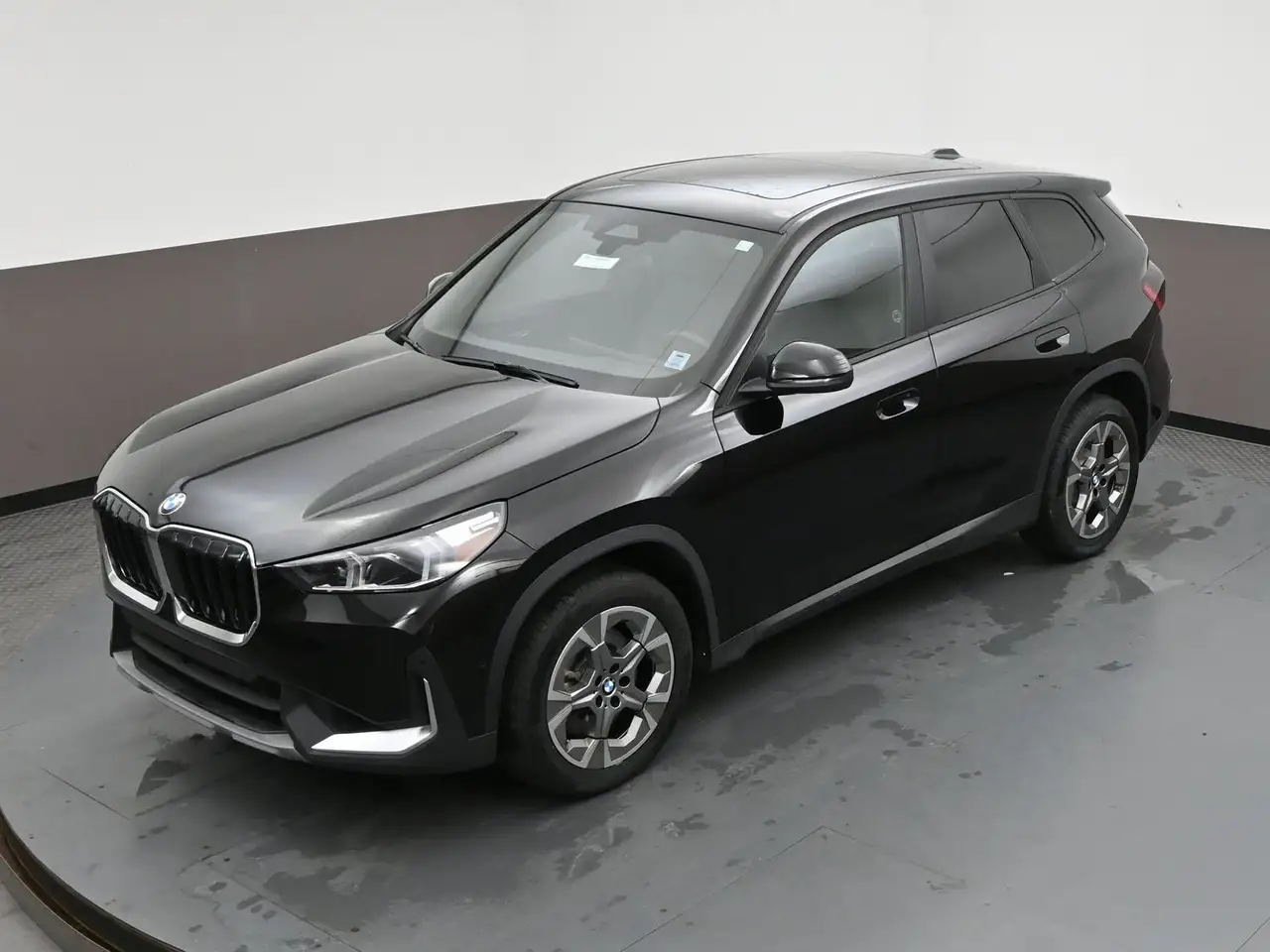 BMW X1 снимка BMW X1