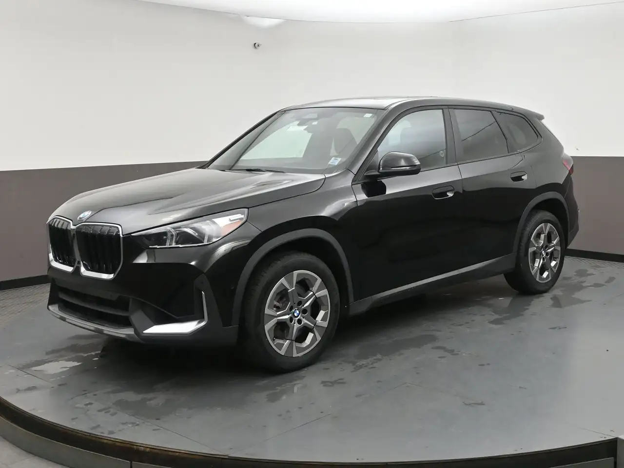 BMW X1 снимка BMW X1