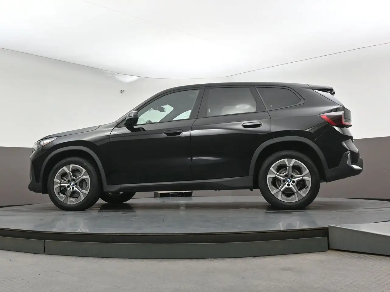BMW X1 снимка BMW X1