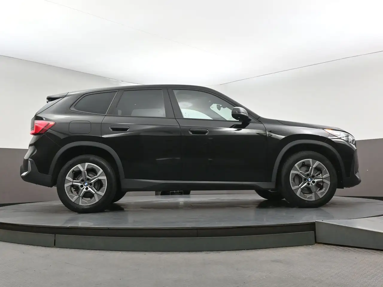 BMW X1 снимка BMW X1