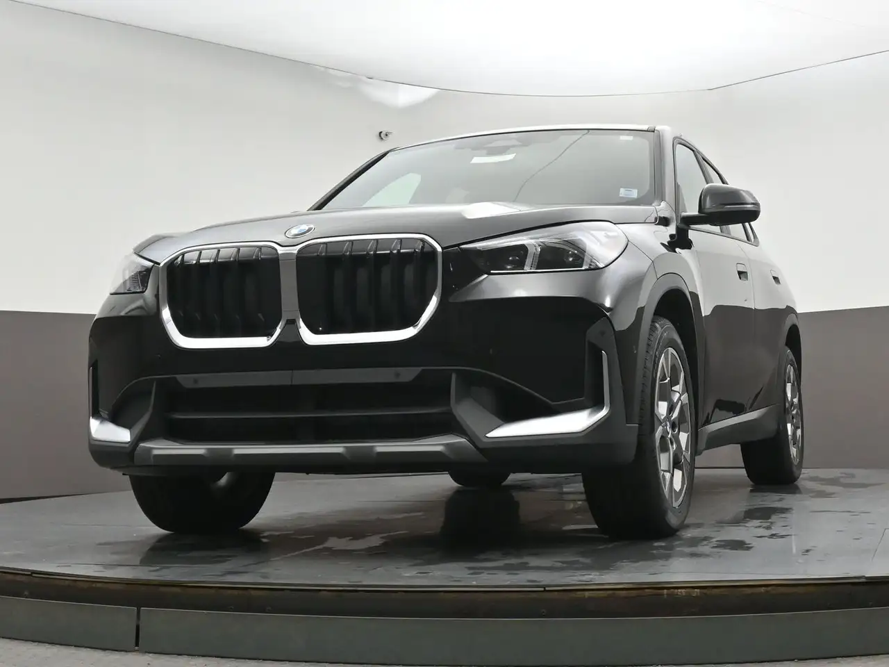 BMW X1 снимка BMW X1