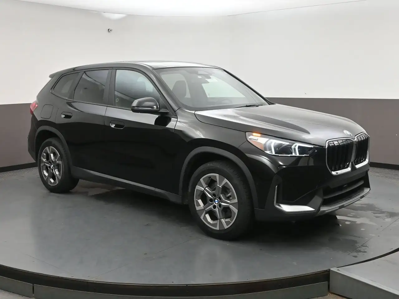 BMW X1 снимка BMW X1