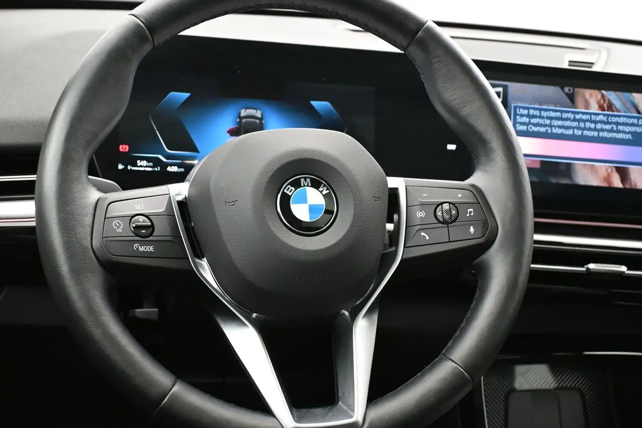 BMW X1 снимка BMW X1