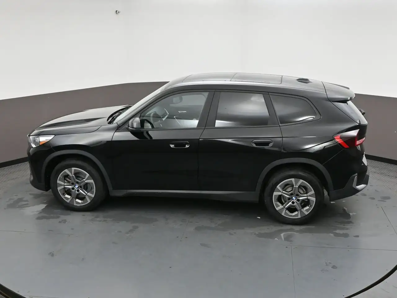 BMW X1 снимка BMW X1