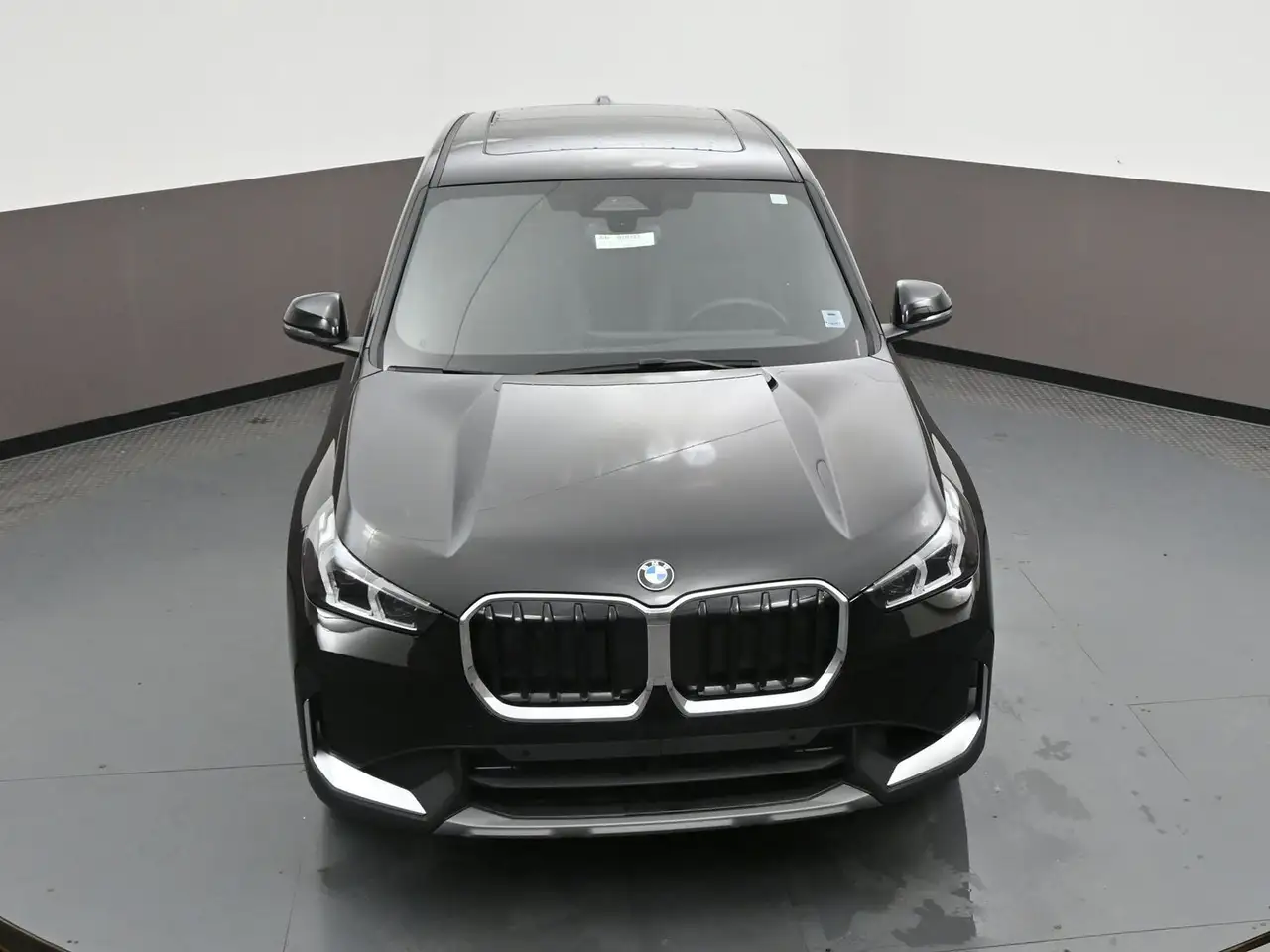 BMW X1 снимка BMW X1