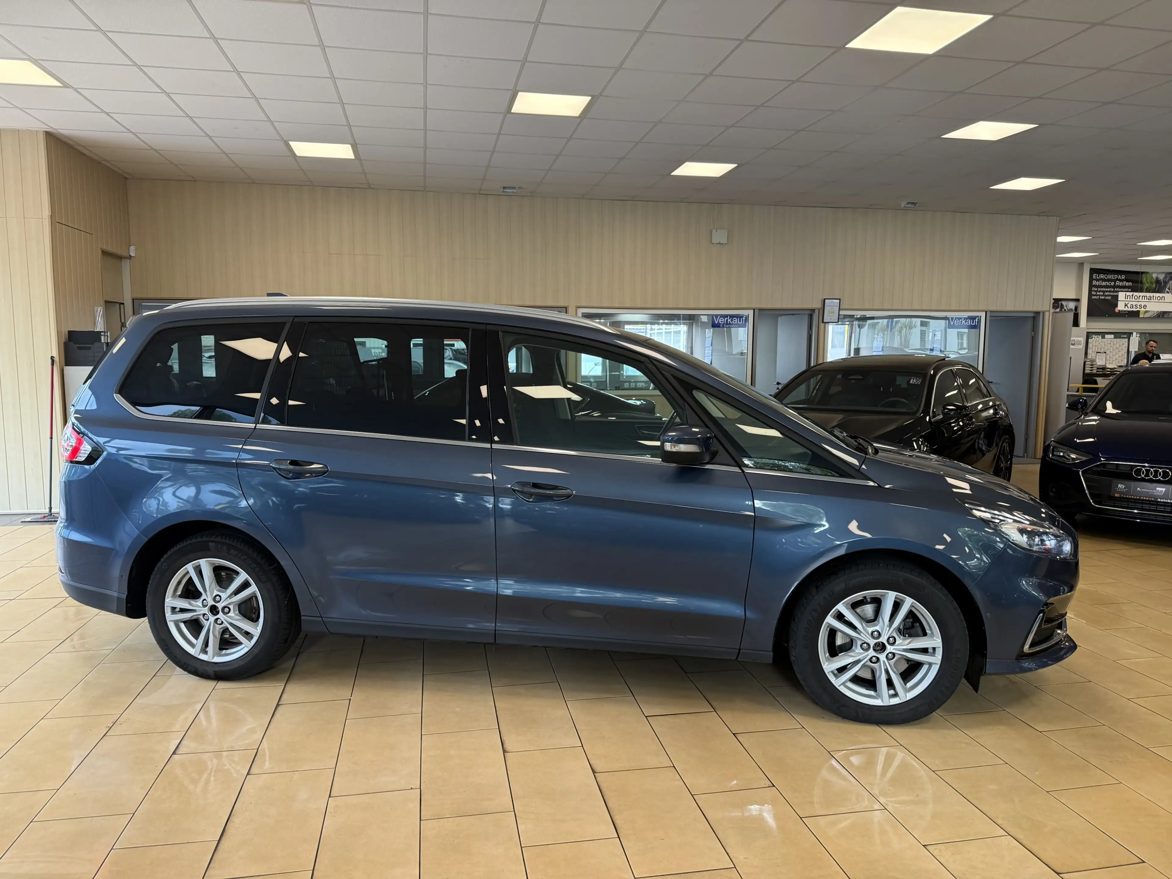 Ford Galaxy Titanium*7Sitz*ACC*CAM*1.Hand*Totwinkel — photo 4