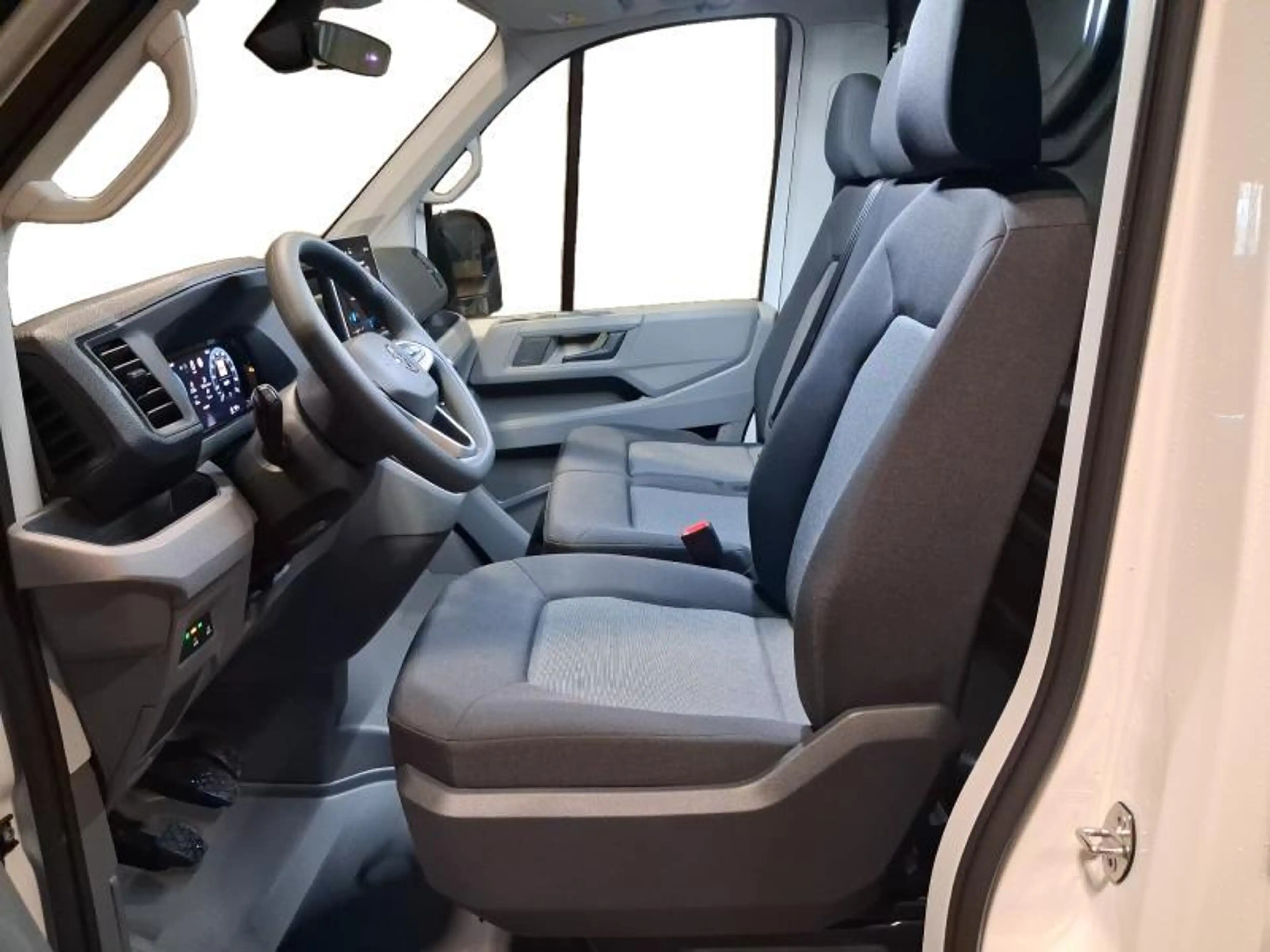 Volkswagen Crafter 30 3640 — photo 4