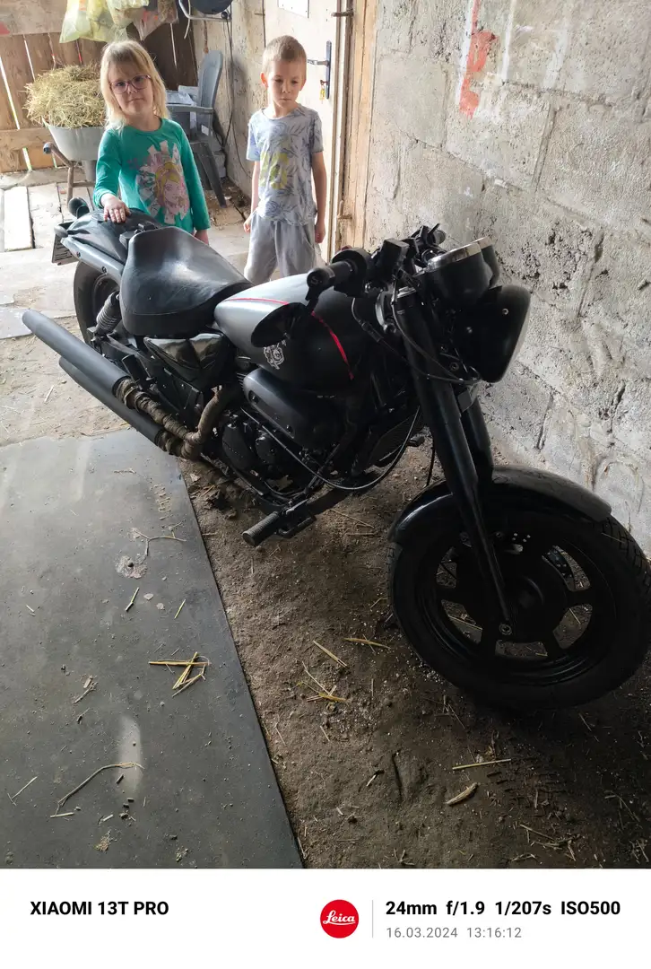 Hyosung GV 250 Komplettumbau bobber Nero - 1