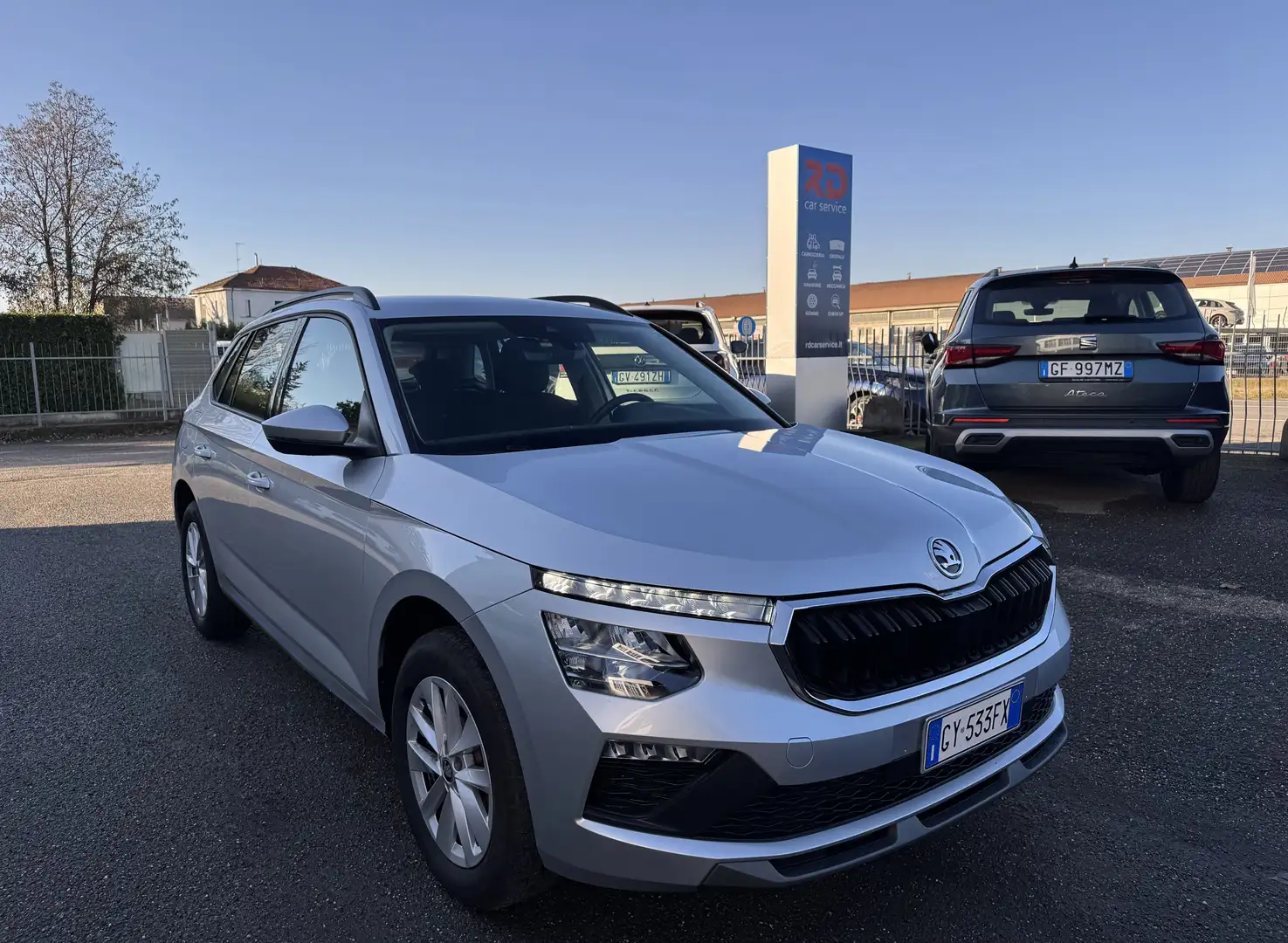 Skoda Kamiq 1.0 tsi Selection 95cv/NO VINCOLI Argent - 2