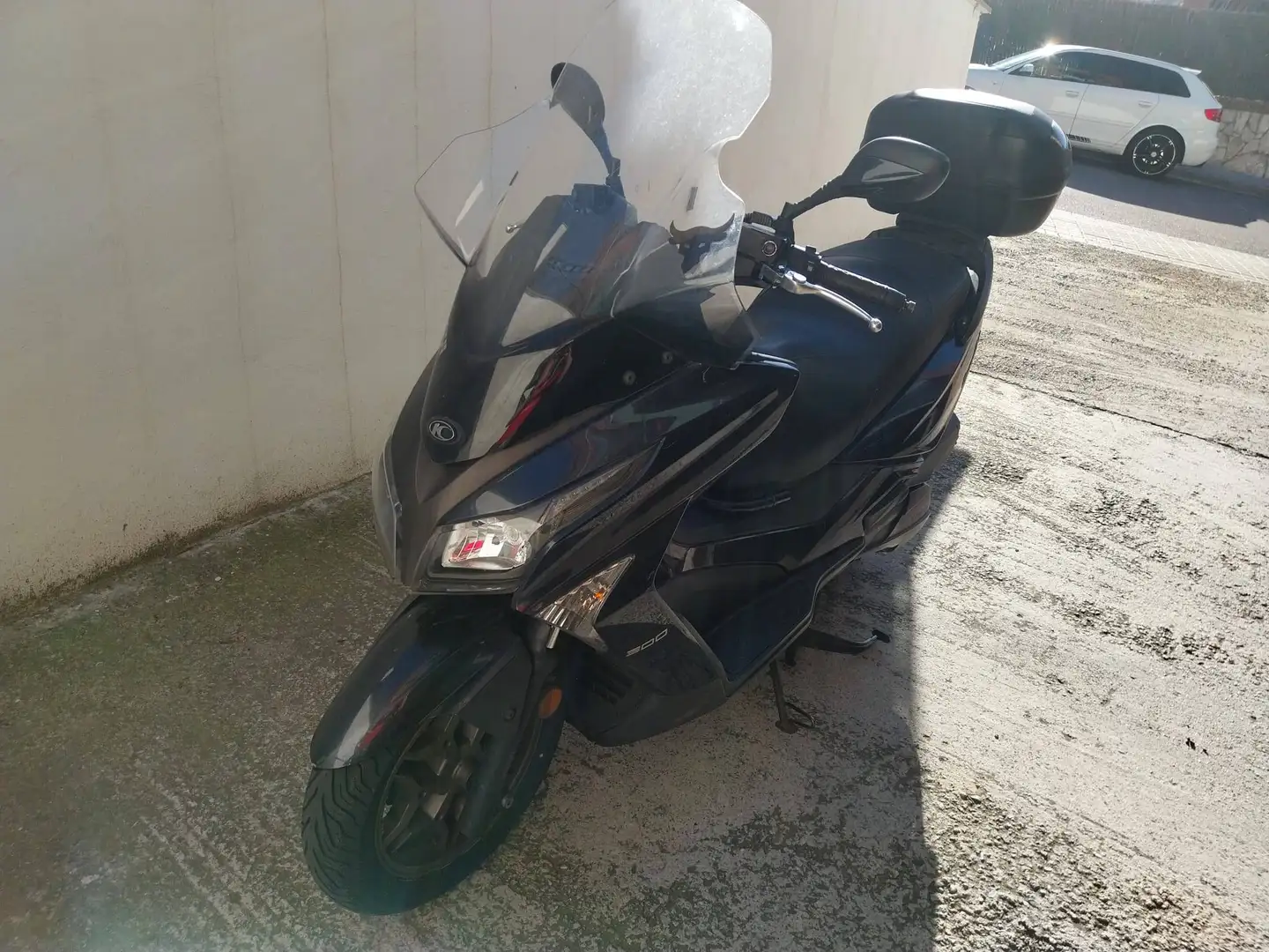 Kymco Grand Dink 300 Negro - 1