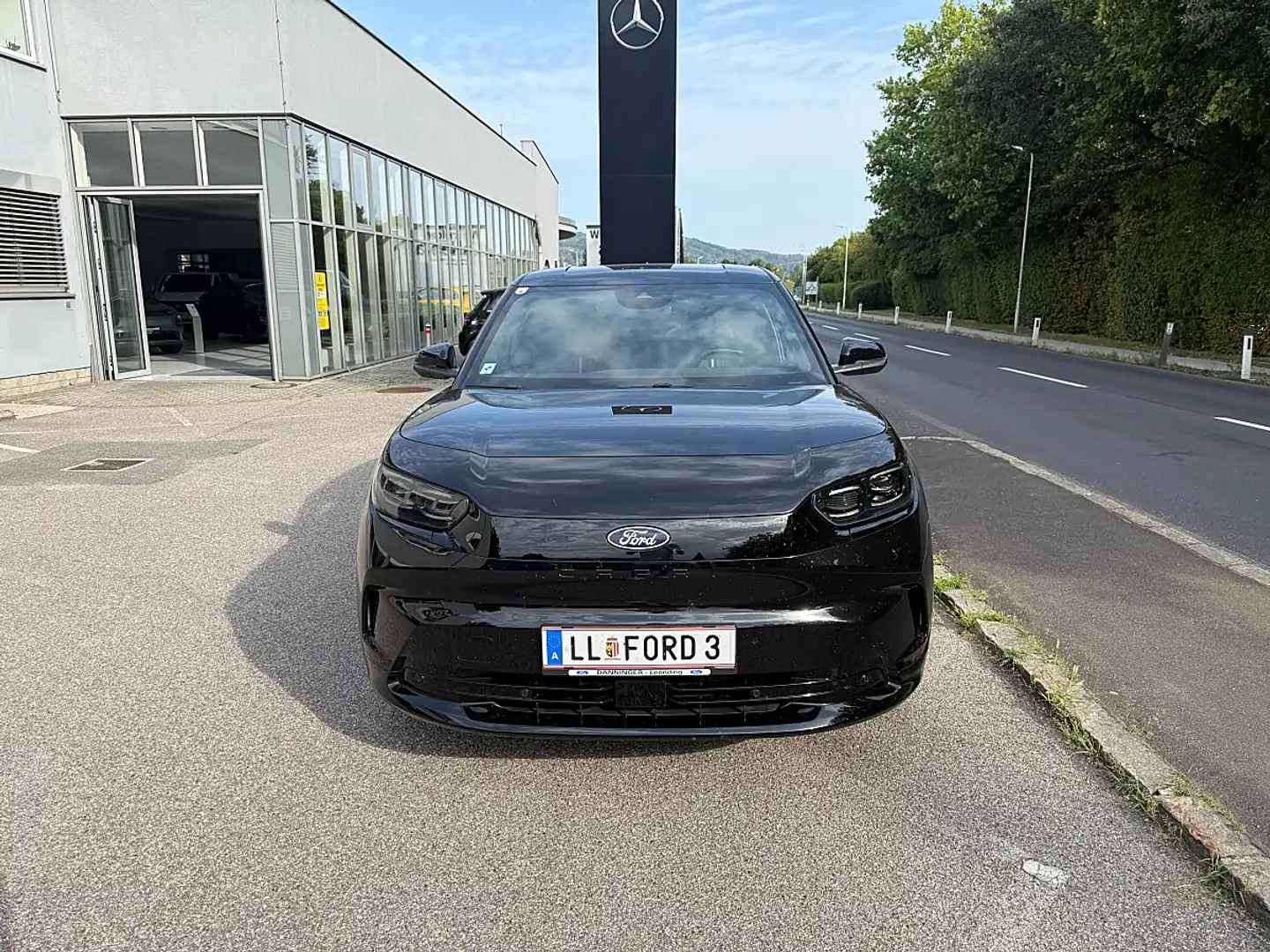 Ford Capri Elektro 77kWh Extended Range Select Vorführwagen Schwarz - 1