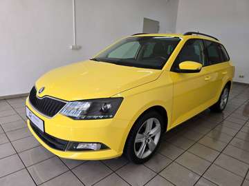 Combi Style DSG Xenon Sportsitz Bluetooth AHK