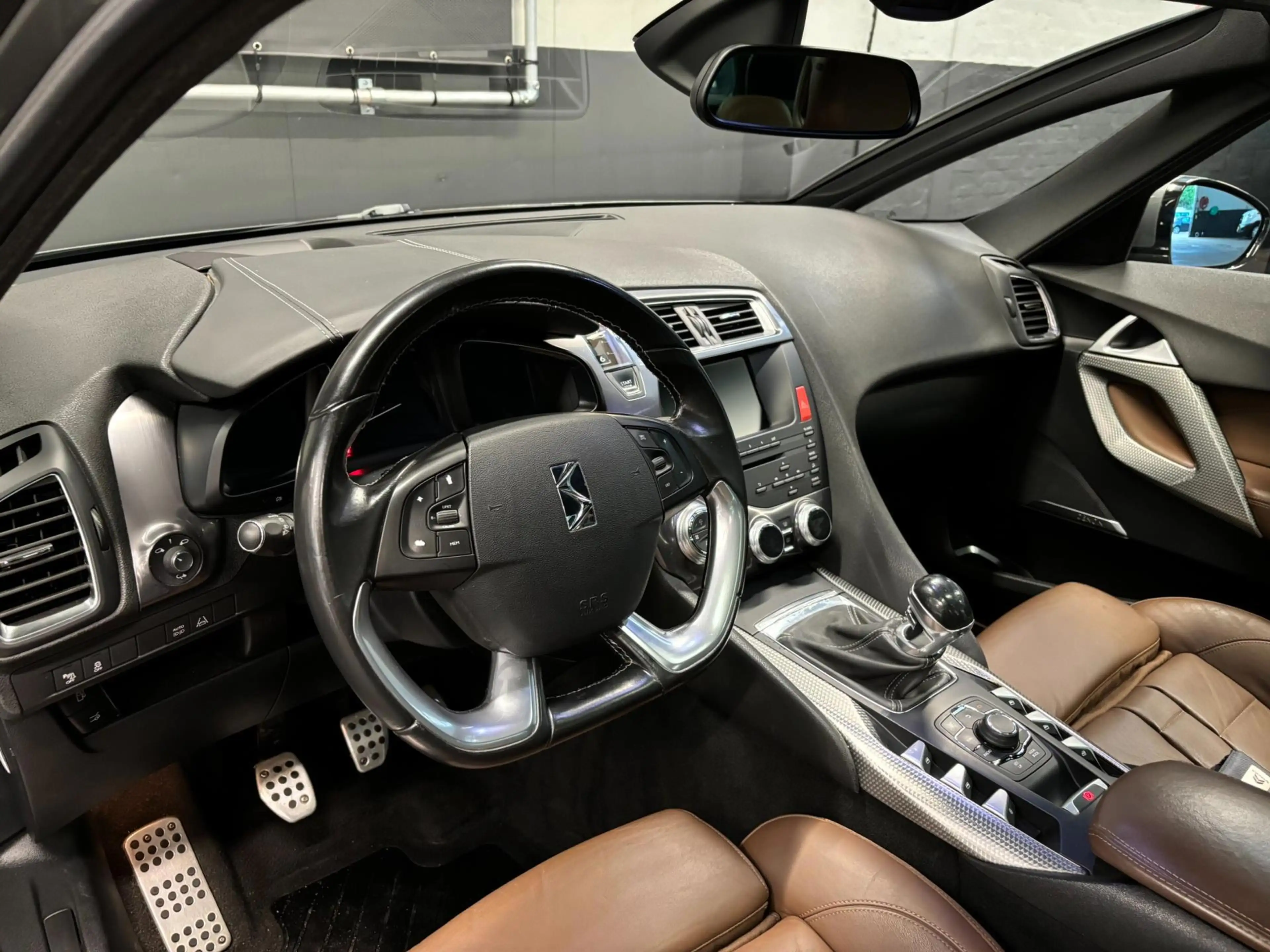 Citroen DS5 1.6 THP Sport Chic Leder/Navi/Camera/Panodak — photo 11