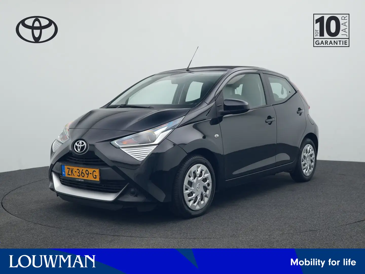 Toyota Aygo 1.0 VVT-i x-play | Cabriodak | Zwart - 1