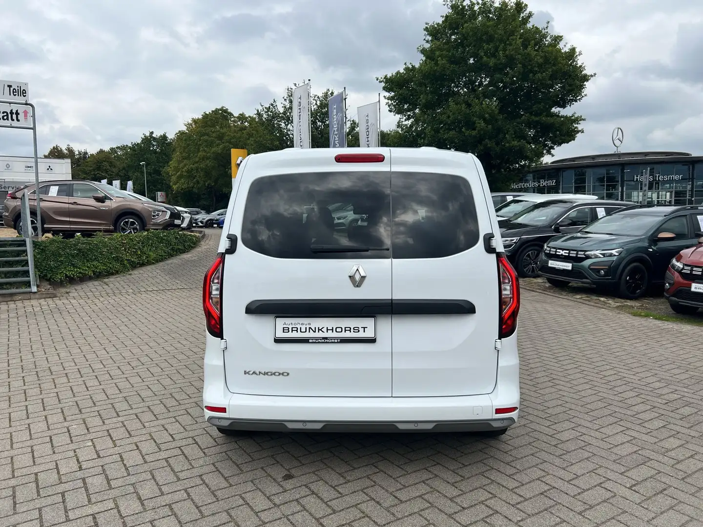Renault Kangoo TCe 100 Equilibre LED+PDC+DAB Weiß - 2