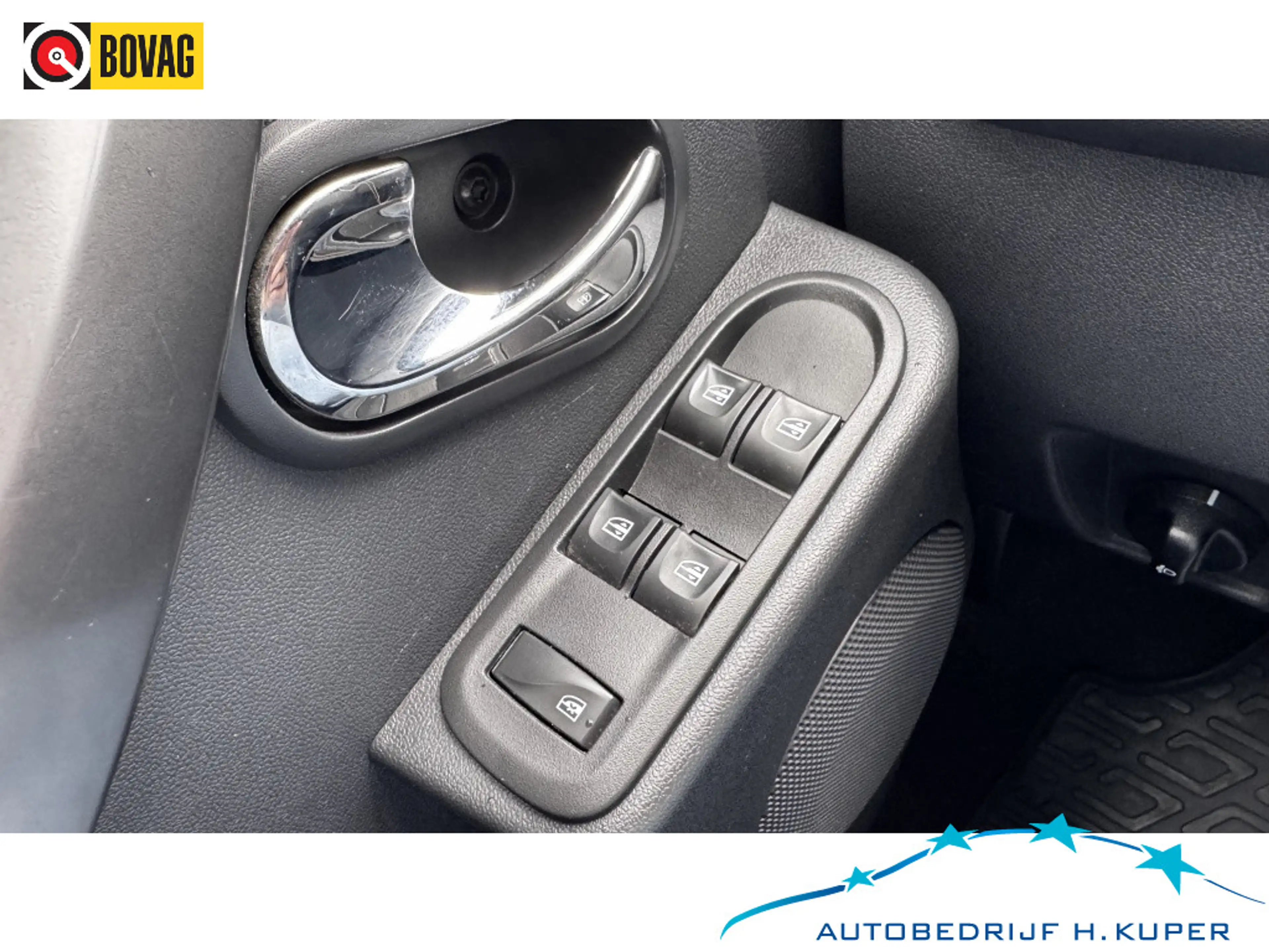 Dacia Duster 1.2 TCe 4x2 Blacksh. | Trekhaak | Airco | Camera | — photo 12