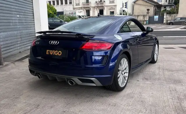 Audi TT view 2