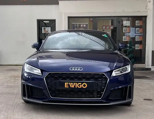 Audi TT view 6