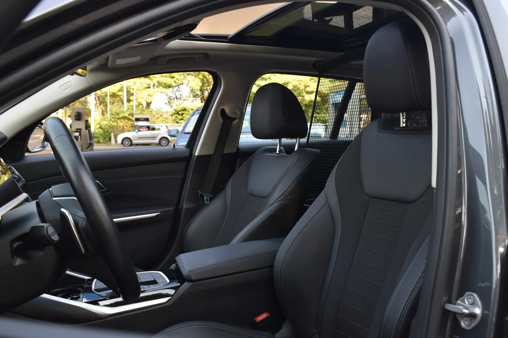 BMW 330 3-serie Touring 330e High Executive Schuifdak | St Grijs - 2