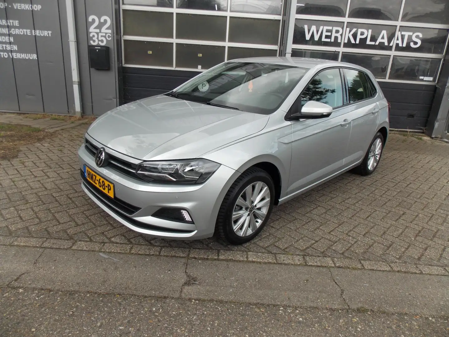 Volkswagen Polo 1.0 TSI Highline Business R Automaat Airco Elk Pak Grijs - 2